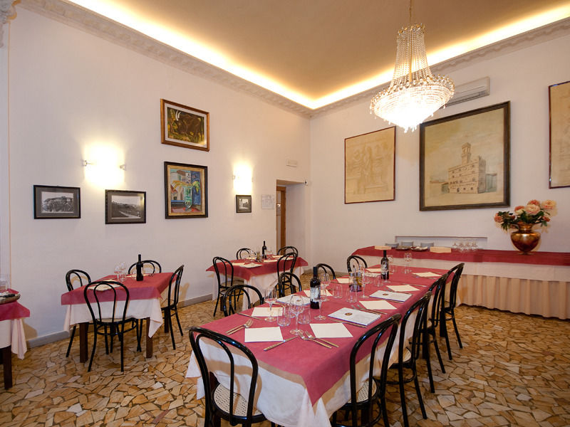 Allegroitalia Nazionale Volterra Exterior foto