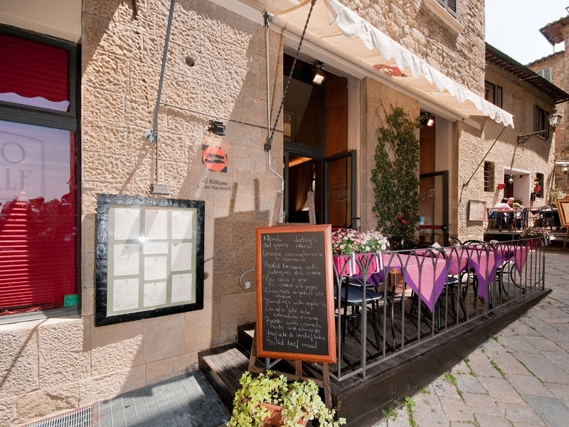 Allegroitalia Nazionale Volterra Exterior foto